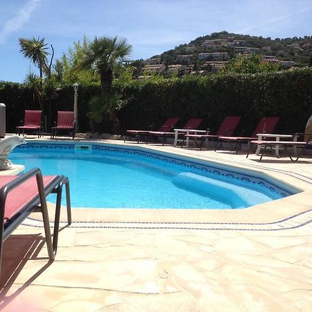 Villa Plein Sud A 900M Du Centre De Cavalaire Sur Mer - Chambre Climatisee - Piscine - Spa- Calme Et Detente Exterior photo